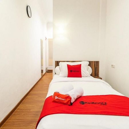 Reddoorz @ Binjai Hotel Kültér fotó